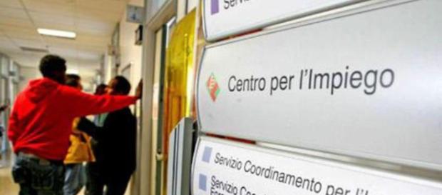 Reddito di cittadinanza: assunzioni per 6 mila navigator (fonte www.trend-online.com) Reddito di cittadinanza: assunzioni per 6 mila navigator (fonte www.trend-online.com)
