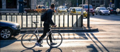 In bici al lavoro, gli incentivi arrivano in Italia