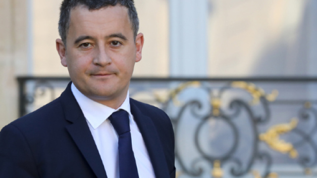 Gérald Darmanin sur tous les fronts pour défendre et expliquer le prélèvement à la source.