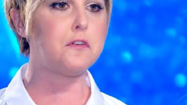 Nadia Toffa insultata per la sua malattia, lei spiazza