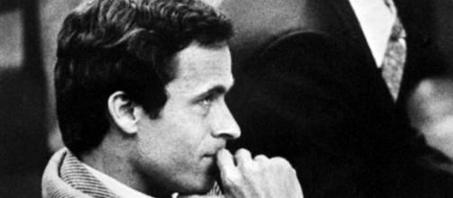 Women are finding Ted Bundy attractive in the new Netflix documentary. [Image Donn Dughi/Wikimedia]