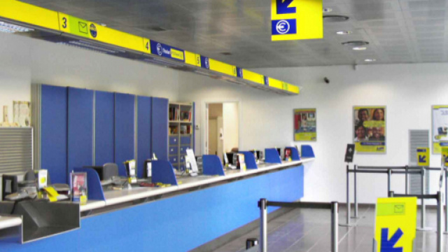 Poste Italiane, offerte di lavoro per giovani laureati