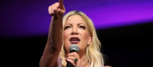 Tori Spelling is the latest unmasked in 'The Masked Singer' on Fox - Image credit - Gage Skidmore | Flickr