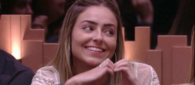 Paula revela agressão de ex-namorado (Reprodução GShow) Paula revela agressão de ex-namorado (Reprodução GShow)