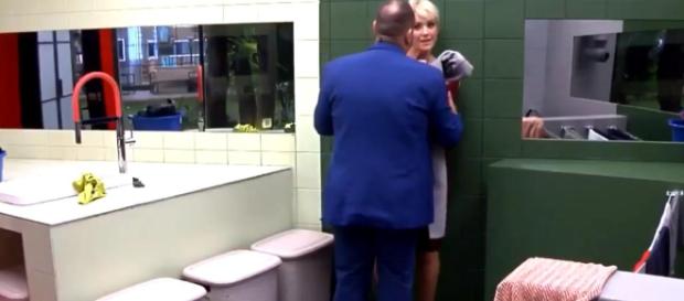 Piden la expulsión de un concursante de Gran Hermano por actitud Piden la expulsión de un concursante de Gran Hermano por actitud