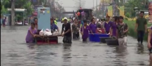Bangkok sinking under its own success (Thailand) - BBC News 2 September 2018. [Image Source/Mark1333 YouTube video]