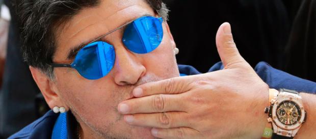 Craque Maradona teve que ser internado (Reprodução). Craque Maradona teve que ser internado (Reprodução).