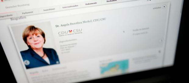 News: Hacker-Angriff: Daten von Angela Merkel, Sido + Böhmermann ... - gala.de News: Hacker-Angriff: Daten von Angela Merkel, Sido + Böhmermann ... - gala.de