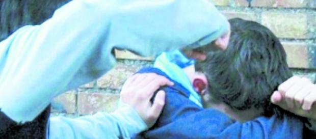 Terni, ragazzo aggredito con un compasso da un compagno di scuola | ilmessaggero.it Terni, ragazzo aggredito con un compasso da un compagno di scuola | ilmessaggero.it