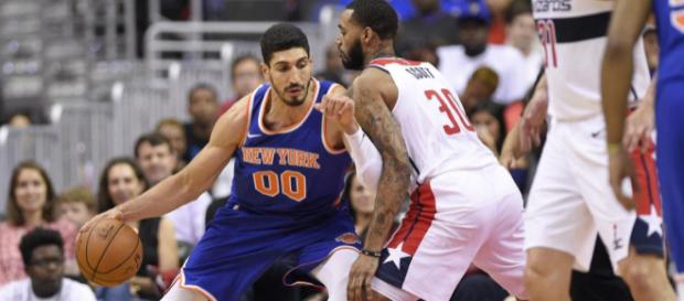 Enes Kanter durante jogo contra Whashington Wizzards, em Outubro de 2017 Enes Kanter durante jogo contra Whashington Wizzards, em Outubro de 2017