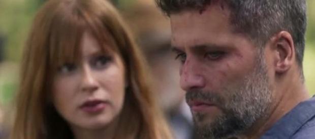 Luz e Gabriel terminam o noivado em O Sétimo Guardião (Foto: TV Globo) Luz e Gabriel terminam o noivado em O Sétimo Guardião (Foto: TV Globo)