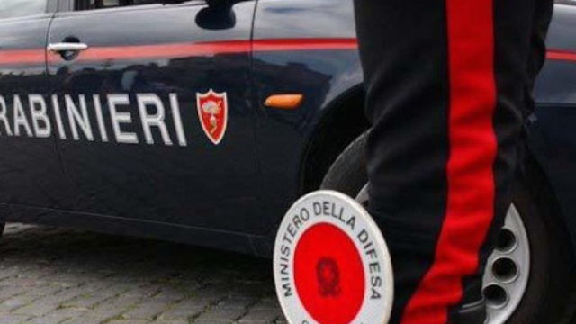 Cervia, 14enne uccide il padre mentre giocavano in un raptus di follia