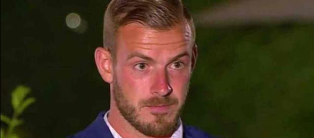 Julien Bert a encore une fois été victime de vandalisme, il pousse un énorme coup de gueule ! Julien Bert a encore une fois été victime de vandalisme, il pousse un énorme coup de gueule !