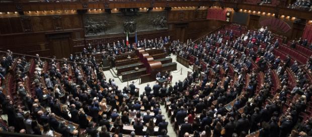 Pensioni, Quota 100 scatterà il 1° aprile: il decreto legge che comprenderà anche il reddito di cittadinanza è pronto Pensioni, Quota 100 scatterà il 1° aprile: il decreto legge che comprenderà anche il reddito di cittadinanza è pronto