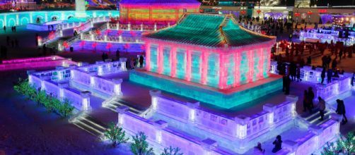Inauguran el festival de Hielo de Harbin, famoso por sus increíbles estatuas