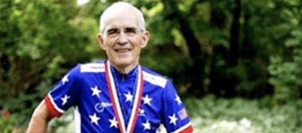 Carl Grove, positivo a 90 anni all'antidoping Carl Grove, positivo a 90 anni all'antidoping