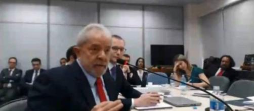 Momento em que Lula é questionado pela Juíza Gabriela Hardt - Foto/Divulgação