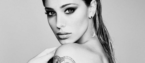 Belen Rodriguez avrebbe una storia con l'ex bomber del Napoli: il Pocho Lavezzi.