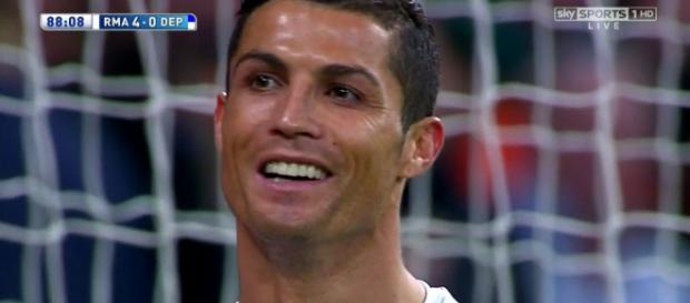 Cristiano Ronaldo (Imagem via Youtube) Cristiano Ronaldo (Imagem via Youtube)