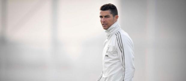 Cristiano Ronaldo: mancano i gol su punizione con la maglia della Juve. Foto - Juventus.com. Cristiano Ronaldo: mancano i gol su punizione con la maglia della Juve. Foto - Juventus.com.