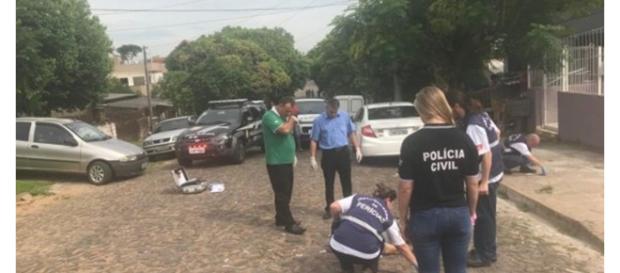 Depois do crime, a perícia foi chamada ao local (Foto:divulgação Polícia Civil) Depois do crime, a perícia foi chamada ao local (Foto:divulgação Polícia Civil)