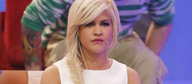 Ylenia Padilla, ingresada en el hospital, tranquiliza a sus fans ... - bekia.es Ylenia Padilla, ingresada en el hospital, tranquiliza a sus fans ... - bekia.es