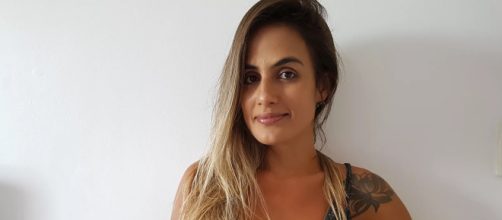 Carolina não contou ao pai sobre futura participação. (Gabriela Mouta/Gshow)