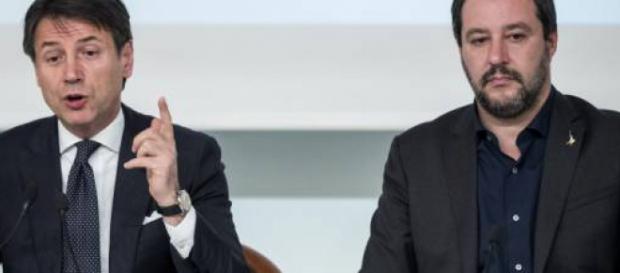 Ong: Matteo Salvini insorge contro il Governo. Blasting News Ong: Matteo Salvini insorge contro il Governo. Blasting News