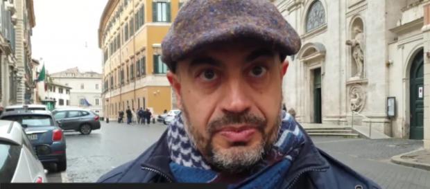 Paragone (M5S) sprona il suo Governo a non cadere negli stessi errori degli altri Paragone (M5S) sprona il suo Governo a non cadere negli stessi errori degli altri