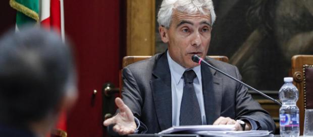 Pensioni quota 100 e reddito di cittadinanza tra le novità in arrivo con la manovra, i dubbi di Tito Boeri Pensioni quota 100 e reddito di cittadinanza tra le novità in arrivo con la manovra, i dubbi di Tito Boeri
