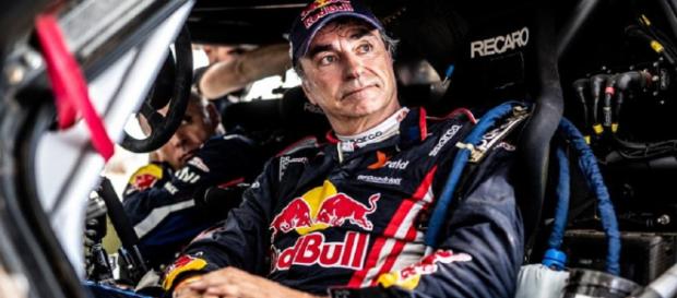 Retraso de tres horas para Carlos Sainz en el Dakar Retraso de tres horas para Carlos Sainz en el Dakar