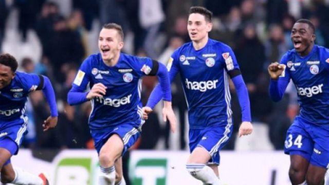 Coupe de la Ligue : Strasbourg se rend à Lyon en quête d'un match ... - football365.fr