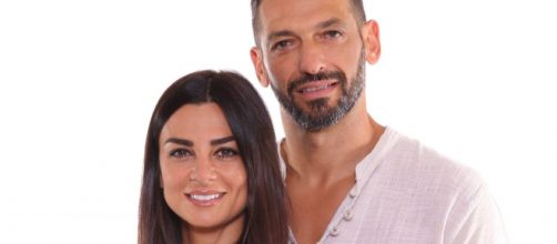 Temptation Island Vip, al falò è guerra tra Serena Enardu e Pago ... - fanpage.it