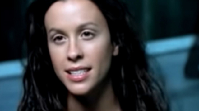Alanis Morissette si sfoga con i fan, dopo la nascita del suo terzo bambino Winter Mercy