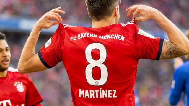 Javi Martinez conteso da Milan e Inter