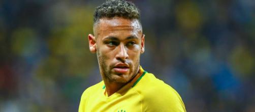 Neymar defende privilégio e diz que já carregou a seleção nas costas. (Arquivo Blasting News)