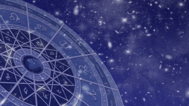L'oroscopo di sabato 12 ottobre: Mercurio in congiunzione a Scorpione, Gemelli formidabile