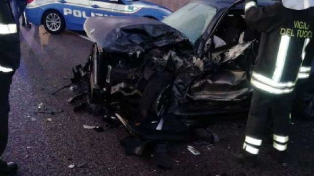 Lecce, carabiniere contromano sulla superstrada: muore un 59enne