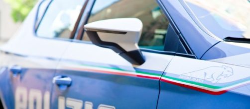 Varese, sconosciuto accoltella 15enne in pieno centro, gridava: 'Vi ammazzo'