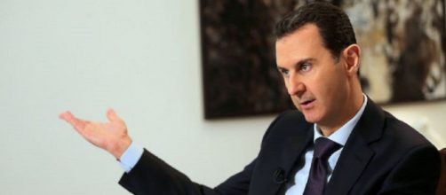 Assad invia le truppe in supporto dei curdi con l'ok di Putin, Erdogan: 'Andiamo avanti'