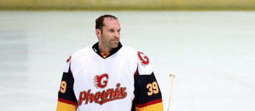 Petr Cech nella sua nuova carriera da portiere di Hockey su ghiaccio