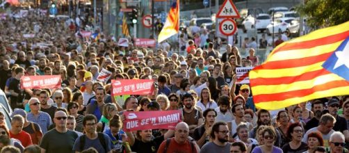 Estudiantes atrincherados en la Universidad de Lleida y bloqueos