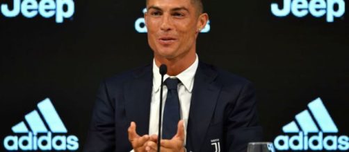 Juventus, gli effetti benefici di CR7: con lui vendute oltre 1 milione di magliette.