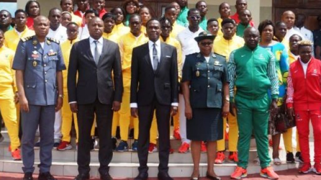 La délégation des Forces armées et de police en compagnie du Mindef (c) Mindef