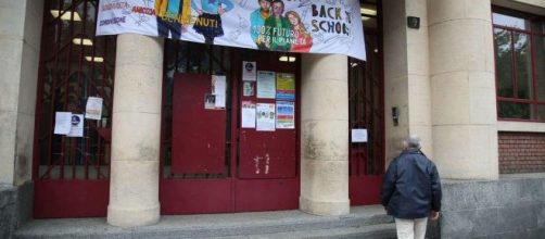 Milano, bambino di sei anni cade da 10 metri di altezza a scuola: è in gravi condizioni