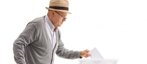 Togliere il voto agli anziani: l'88% è contrario