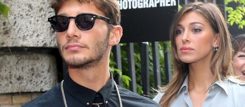 Belen vola alle Maldive con Stefano De Martino: ‘Le cose vanno come devono andare’.