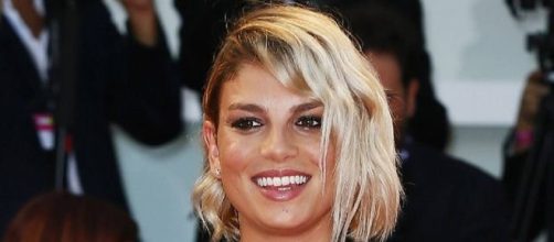 Emma Marrone si racconta a Vanity Fair: è la sua prima intervista dopo i problemi di salute.