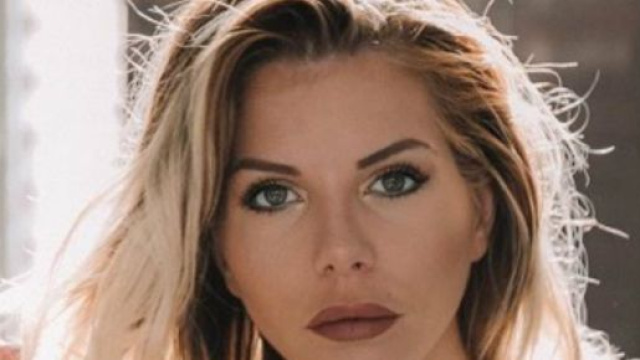 Jessica Thivenin « choquée » par un message souhaitant la mort de ... - voici.fr