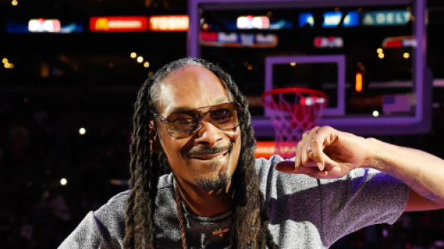Snoop Dogg Previews New EP With 'Make America Crip Again' Song ... - rollingstone.com